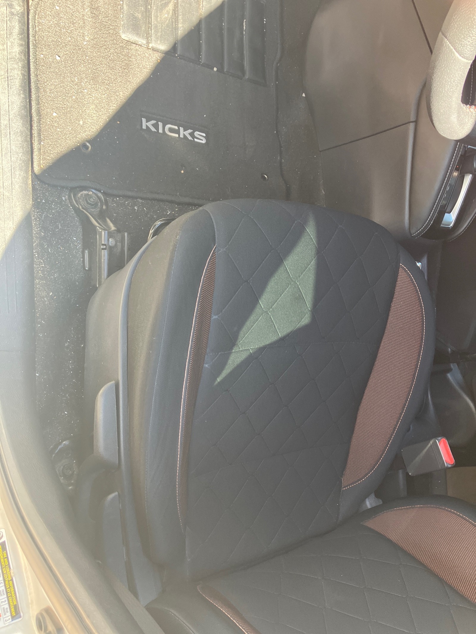 Used 2020 SILVER Nissan SR image 9