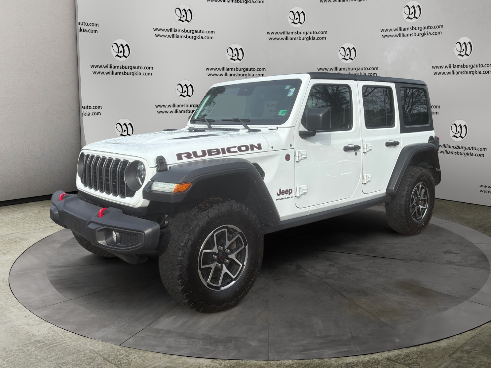 2024 Jeep Wrangler 4-Door Rubicon's photo