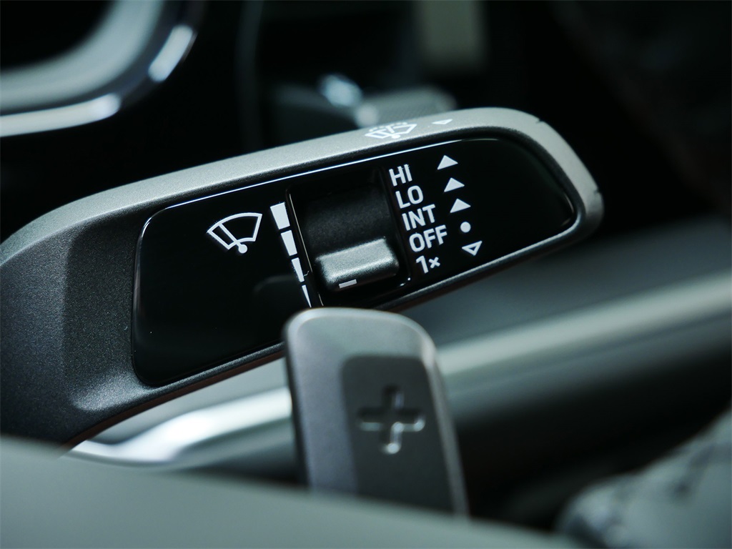 2025 Porsche Cayenne S E-Hybrid Coupe photo 23