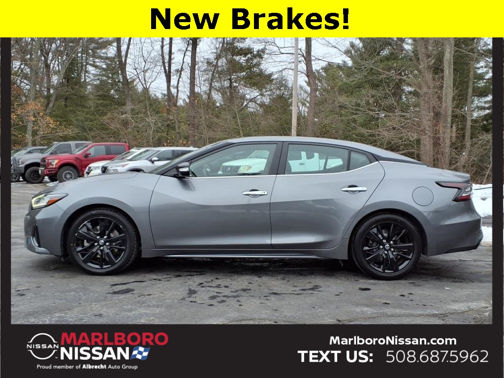 2022 Nissan Maxima SV photo 3
