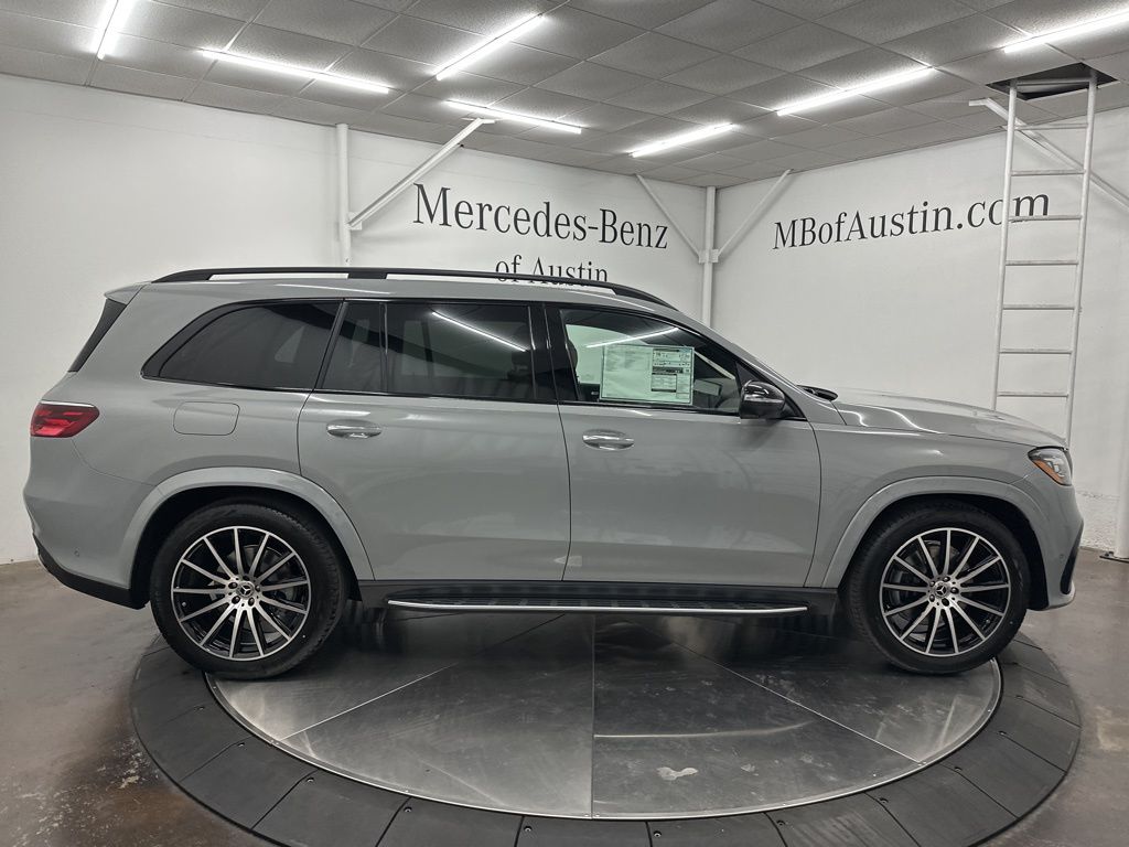 2026 Mercedes Benz GLS 580 4MATIC photo 6