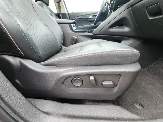 2021 Buick Envision Essence photo 20