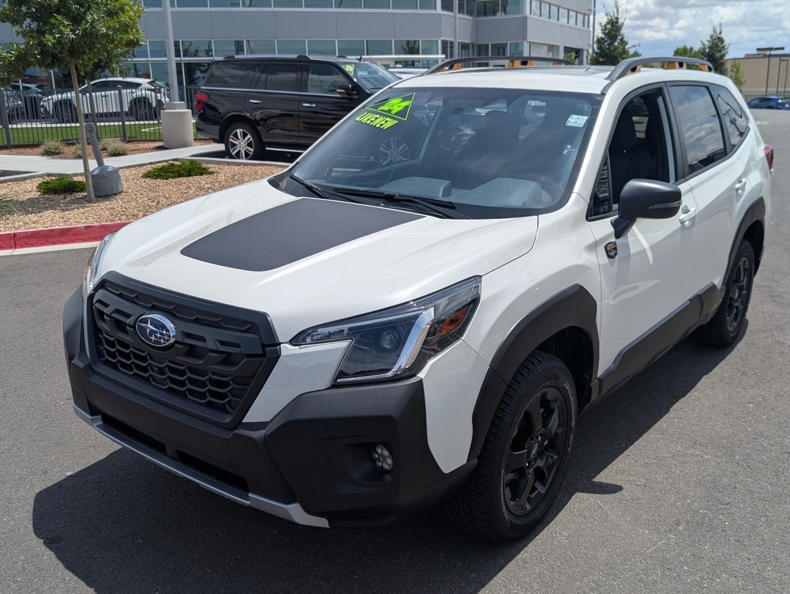 Used 2024 Crystal White Pearl Subaru Wilderness image 4