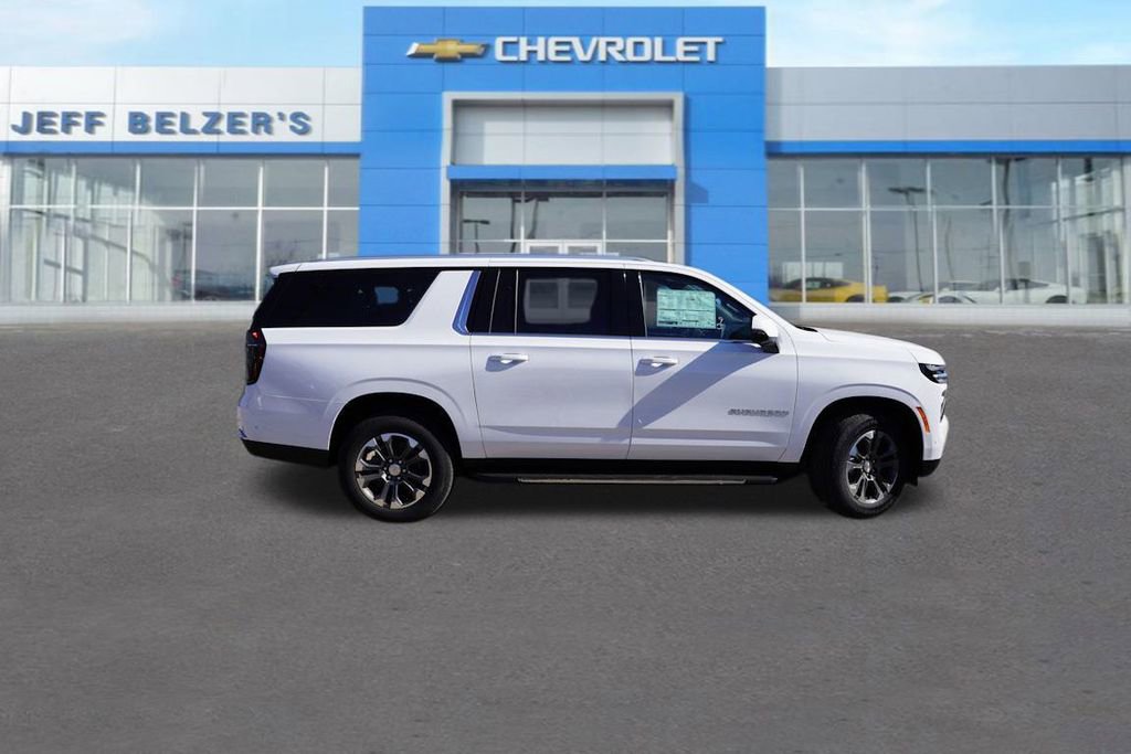 2026 Chevrolet Suburban LT photo 2