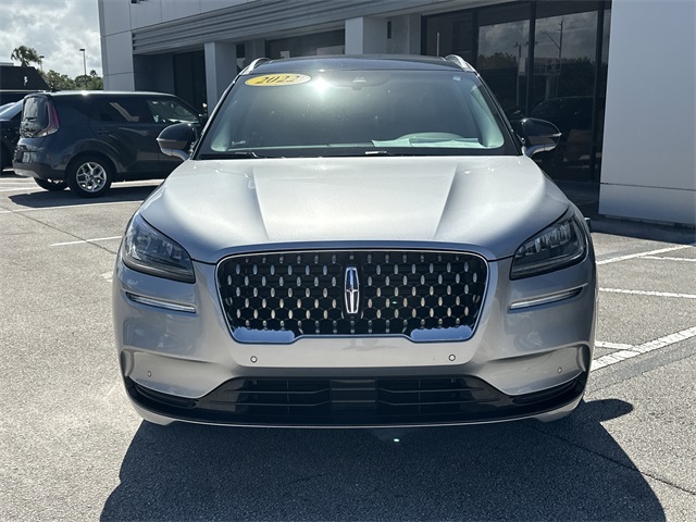 2022 Lincoln Corsair Grand Touring photo 3