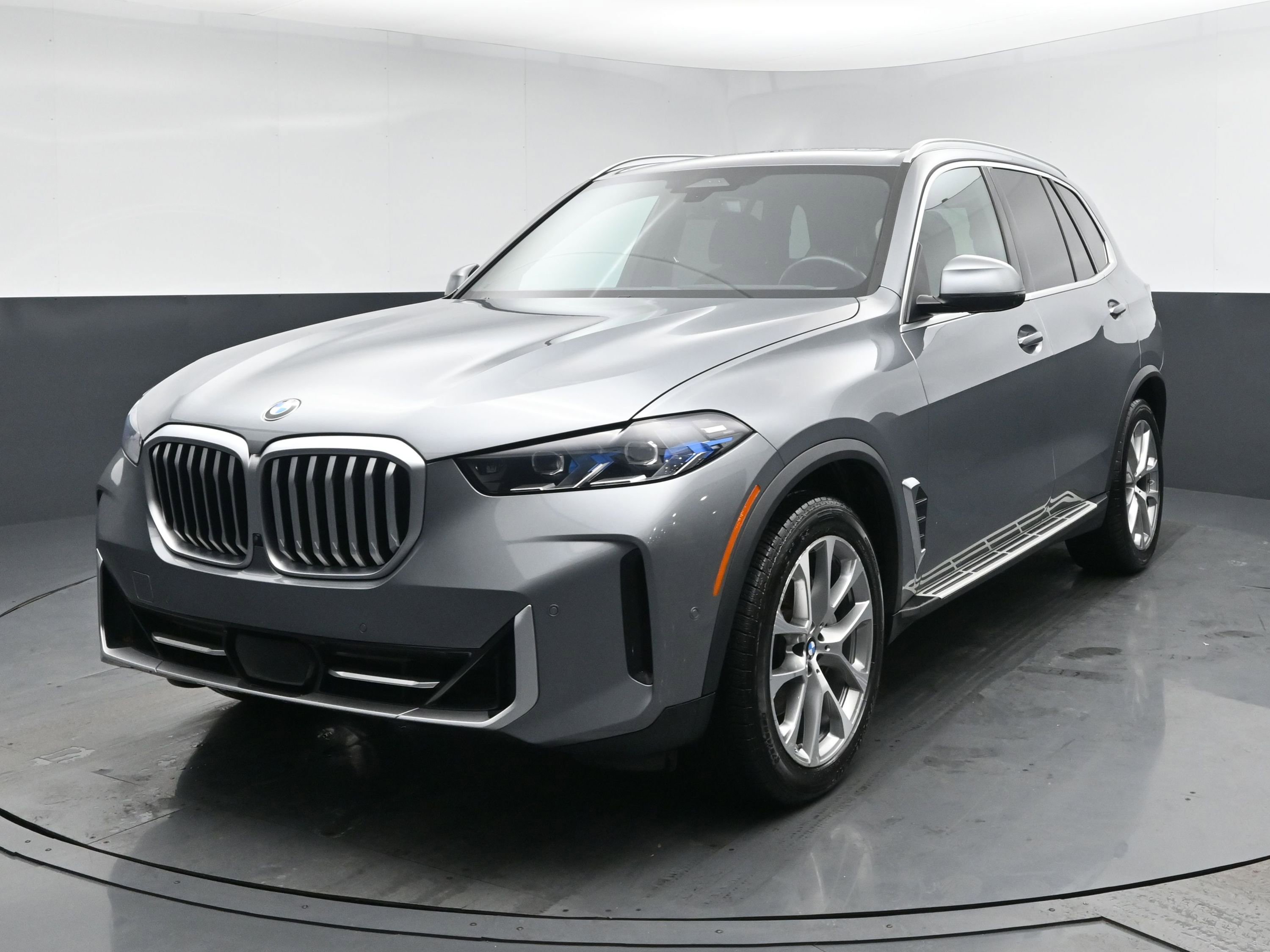 2024 BMW X5 40i's photo
