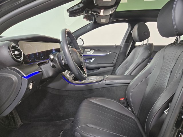 2022 Mercedes Benz E 4MATIC photo 16