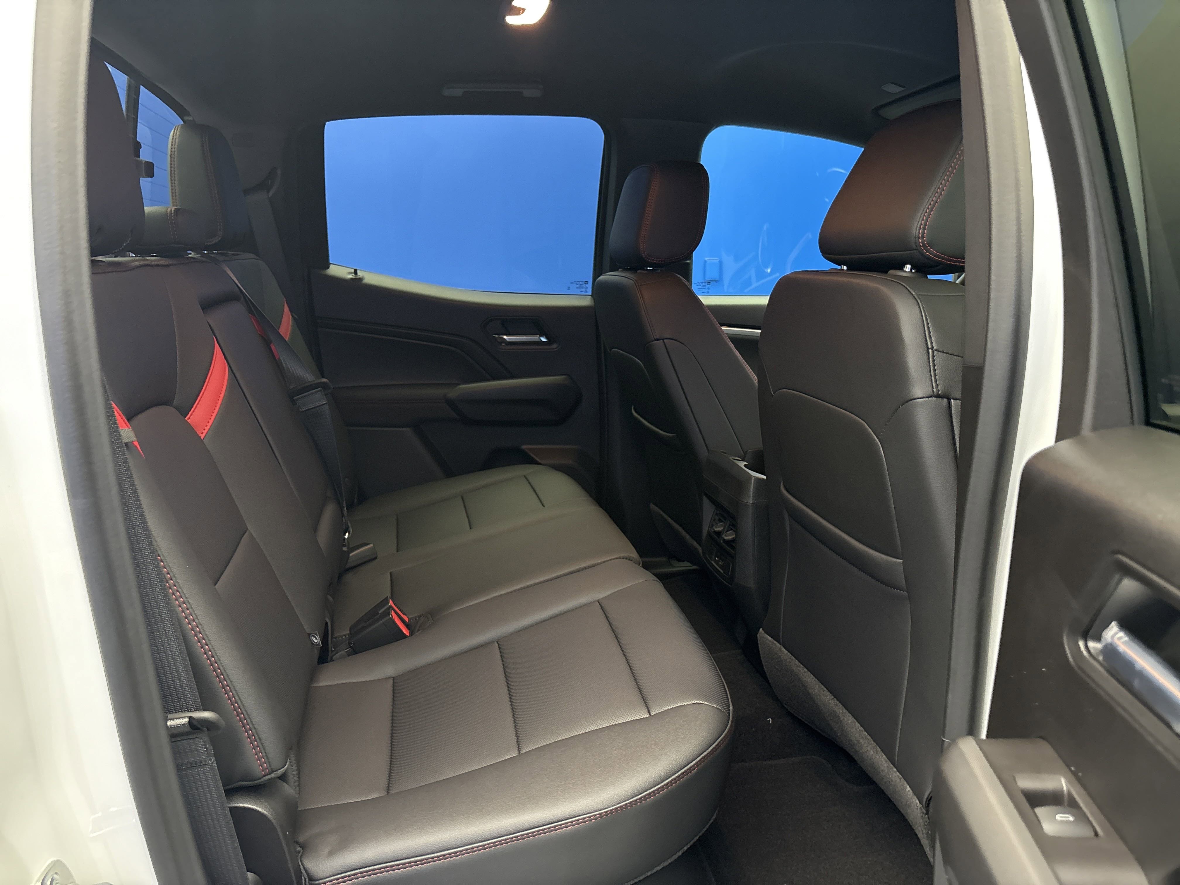 2026 Chevrolet Colorado Z71 photo 20