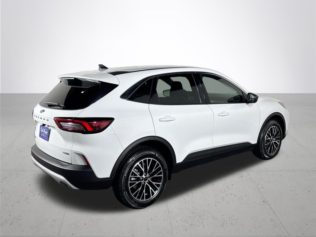 2023 Ford Escape Hybrid Active photo 6