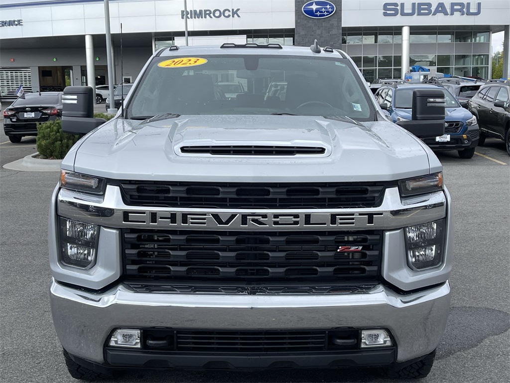 2023 Chevrolet Silverado 3500HD LT photo 10