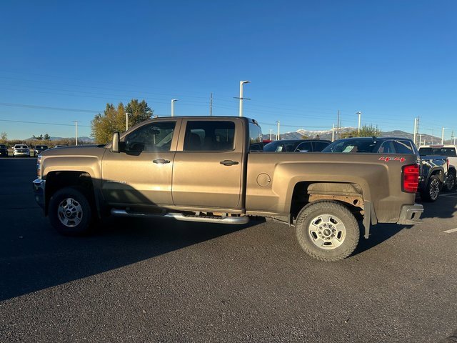 2015 Chevrolet Silverado 2500HD LT photo 2