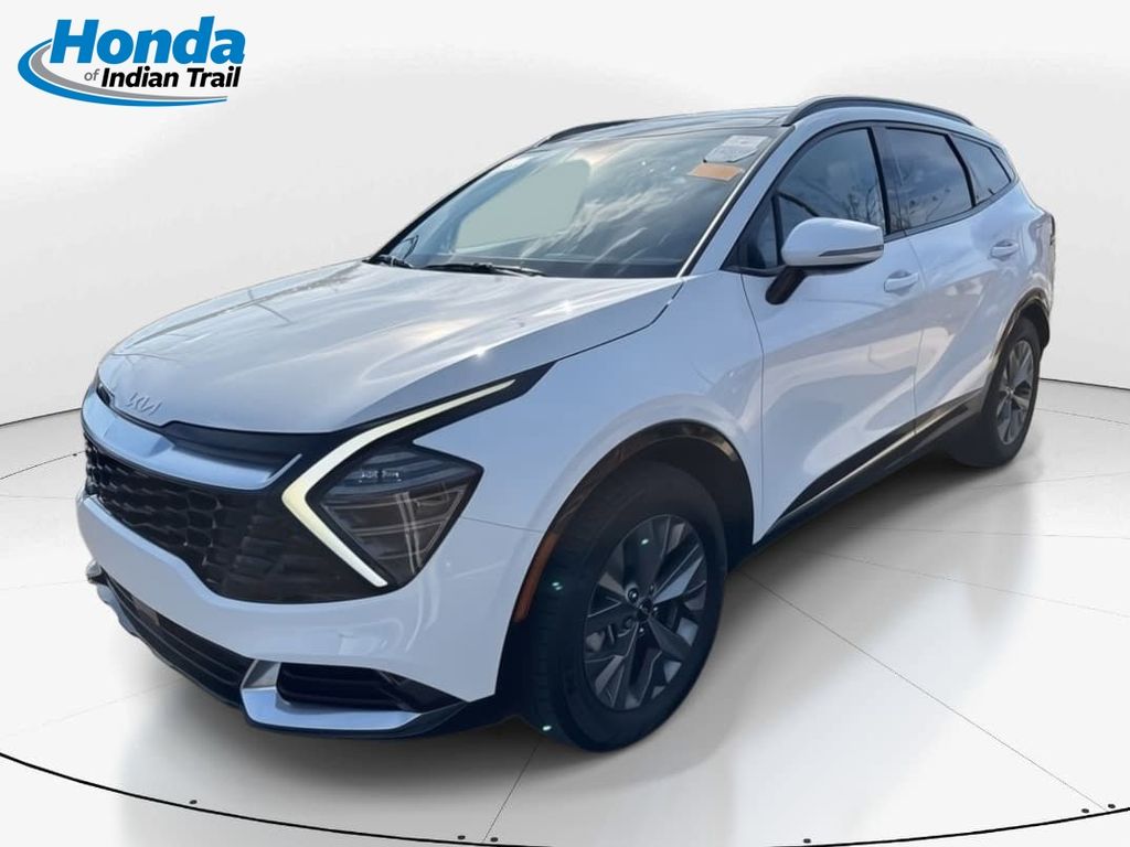 2024 Kia Sportage SX's photo