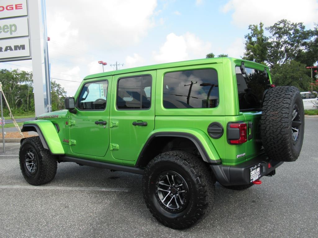 2025 Jeep Wrangler Rubicon photo 4