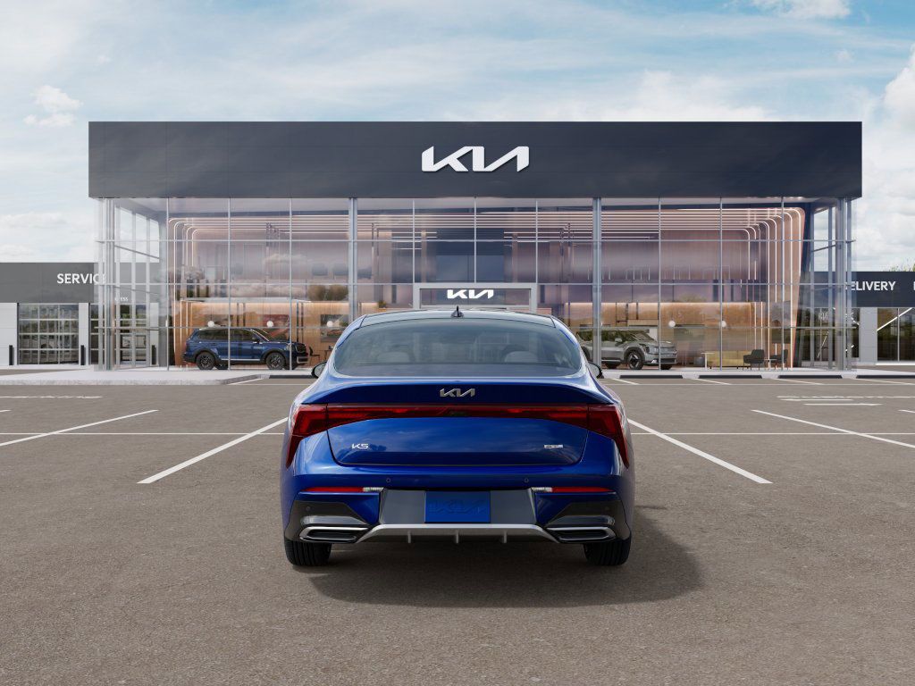 2025 Kia K5 GT-Line photo 5