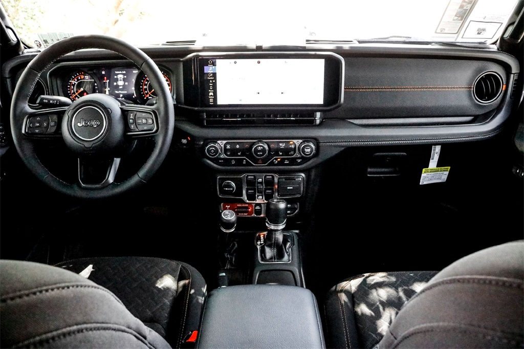 2025 Jeep Gladiator Mojave photo 20