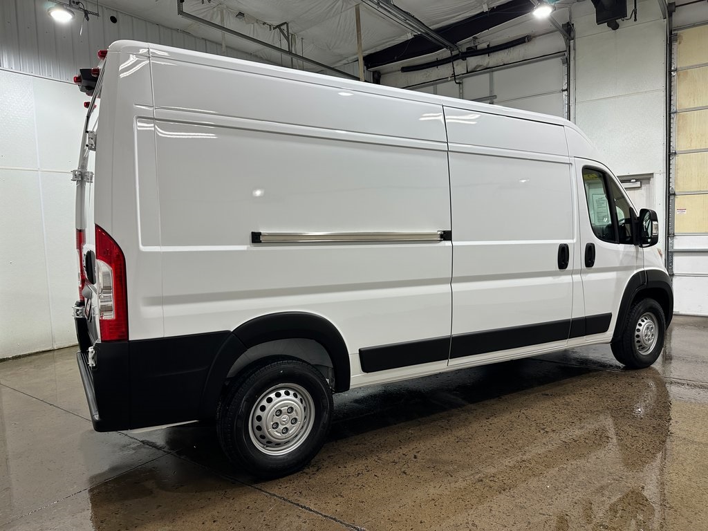 2025 Ram ProMaster 2500 Cargo Van photo 2
