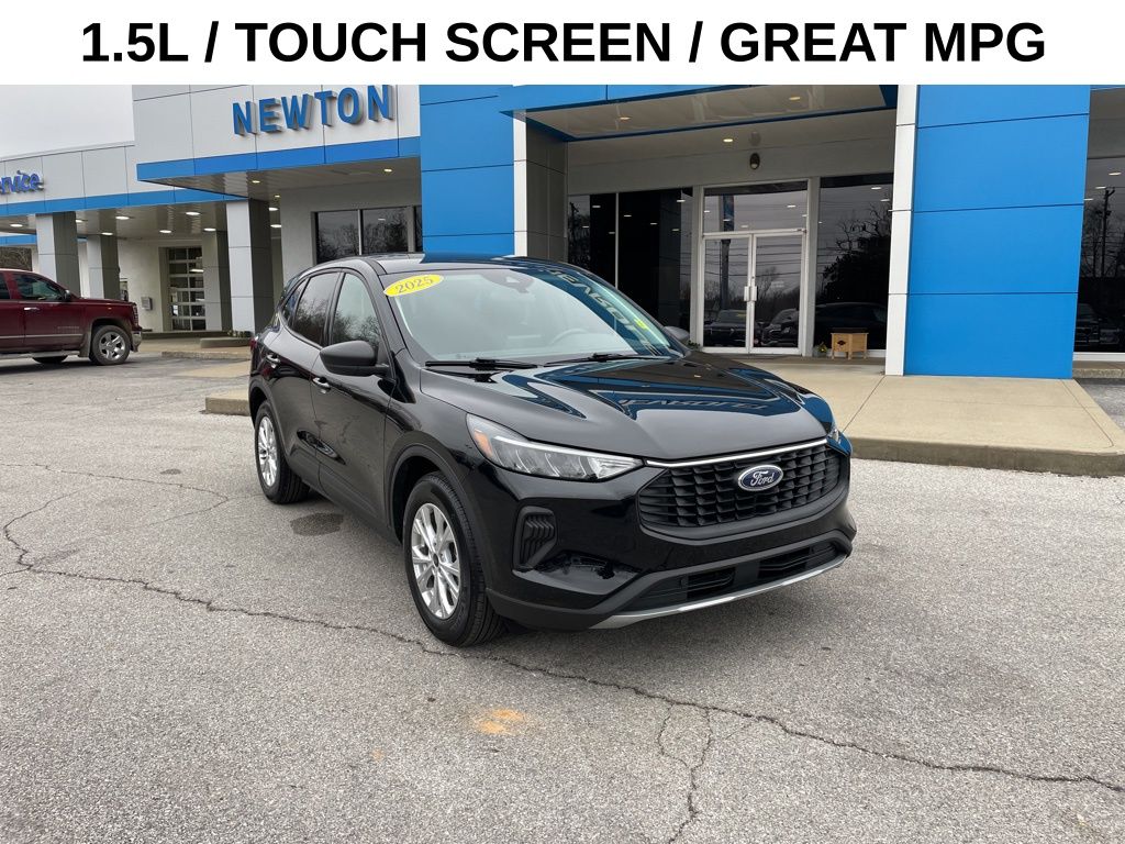 2025 Ford Escape Active's photo