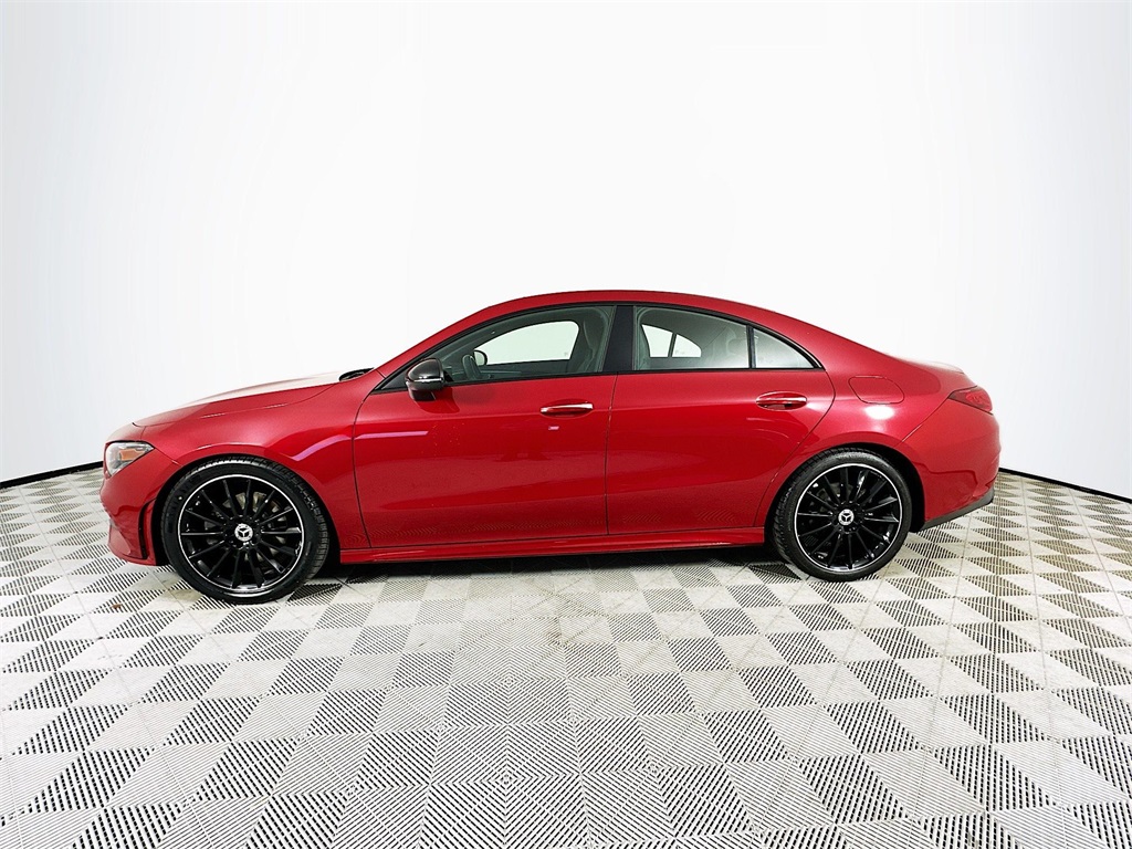 2021 Mercedes Benz CLA 250 photo 4