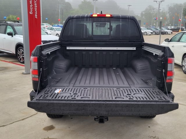 2025 Nissan Frontier PRO-4X photo 4