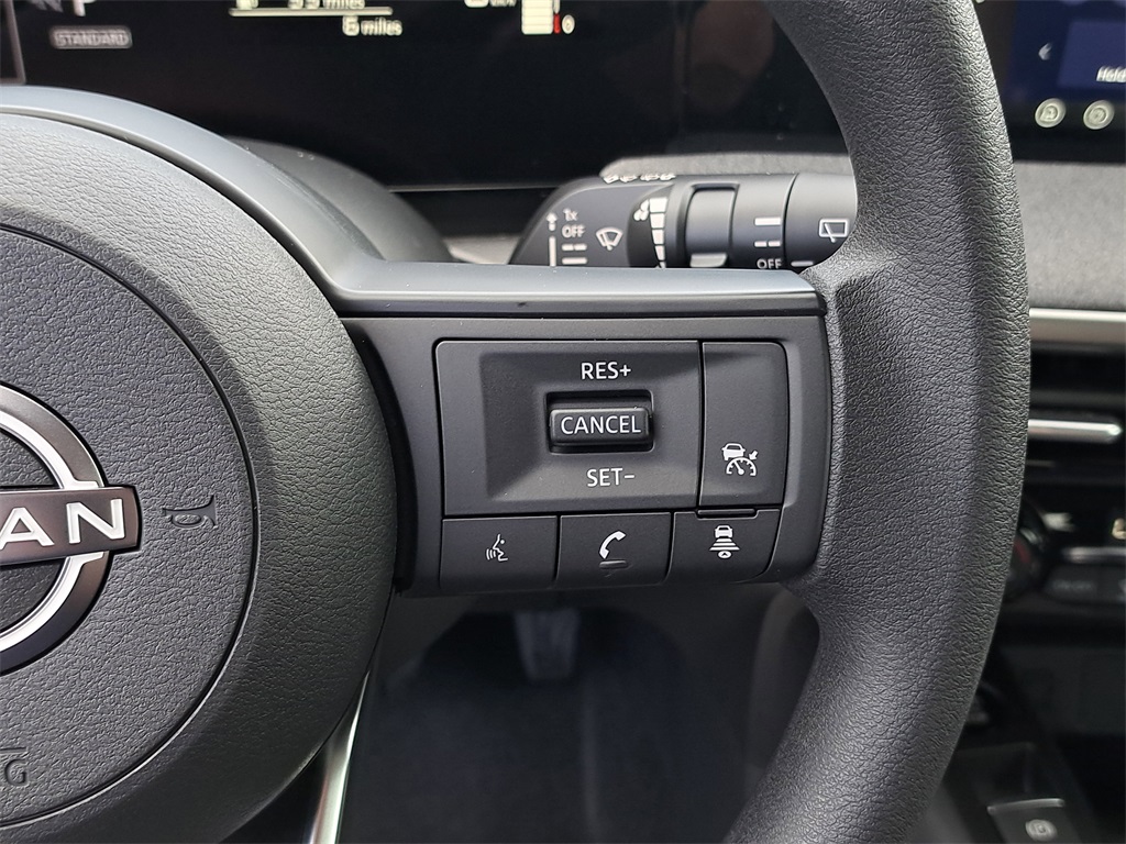 2026 Nissan Kicks SV photo 24