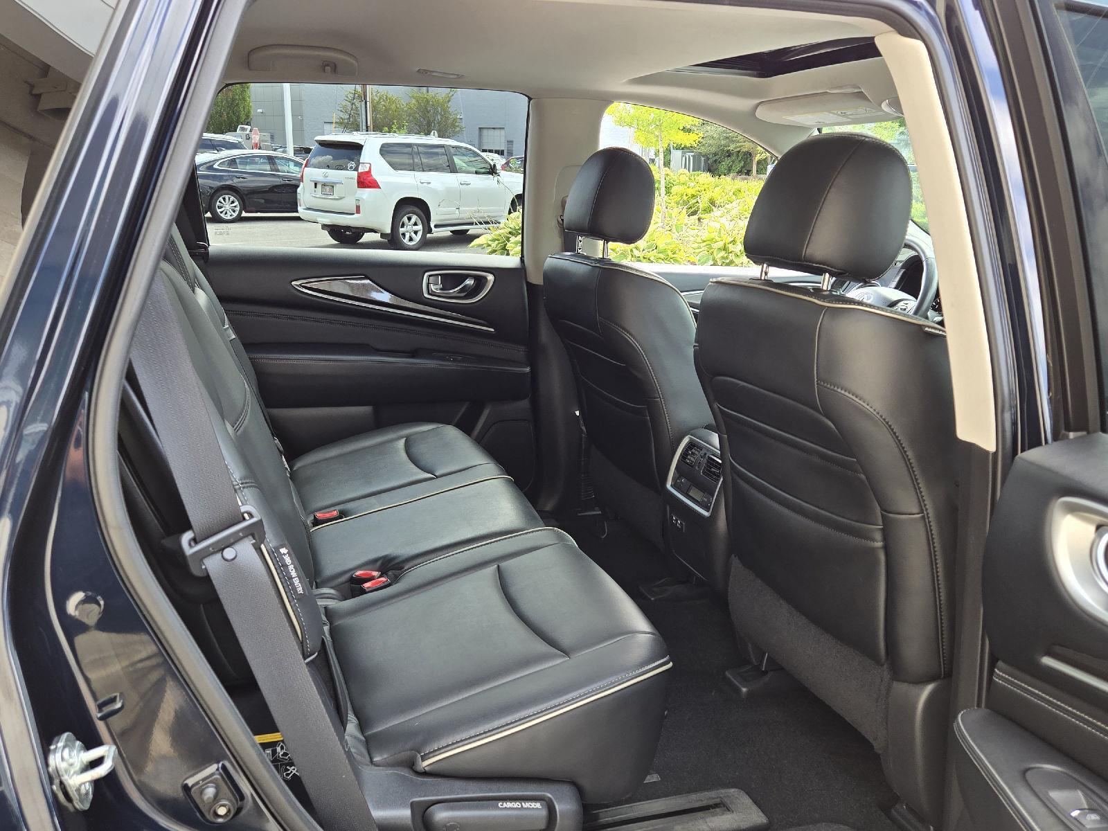 2019 Infiniti QX60 Luxe photo 14