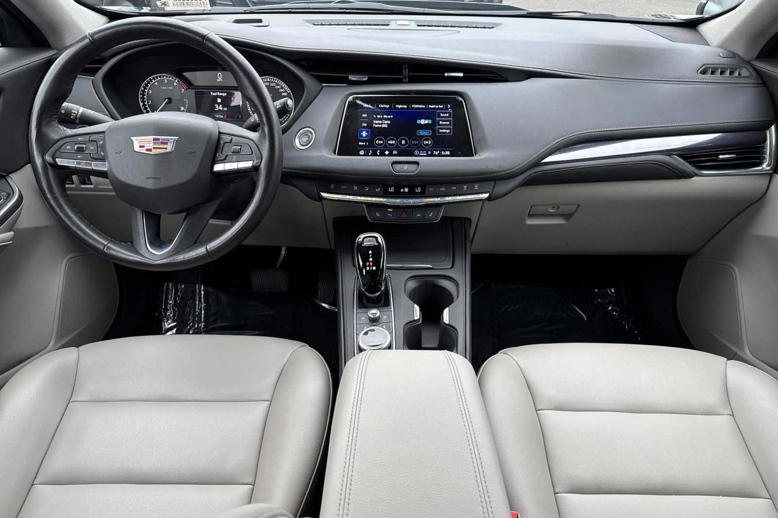 2023 Cadillac XT4 Luxury photo 12