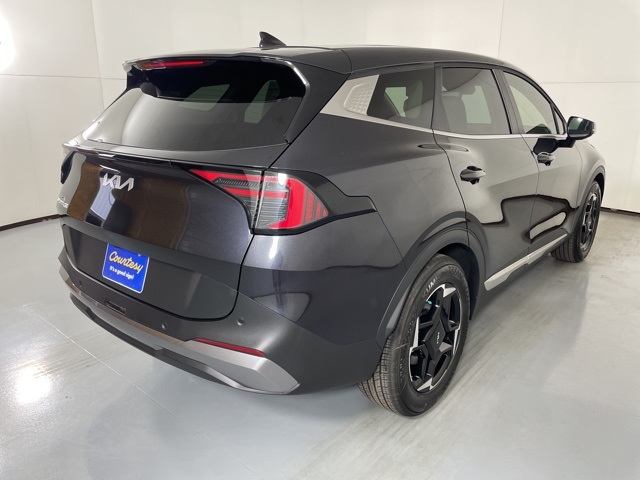 2026 Kia Sportage EX photo 4