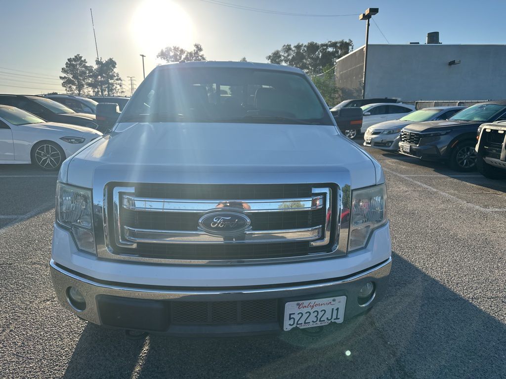 2013 Ford F-150 XLT photo 2