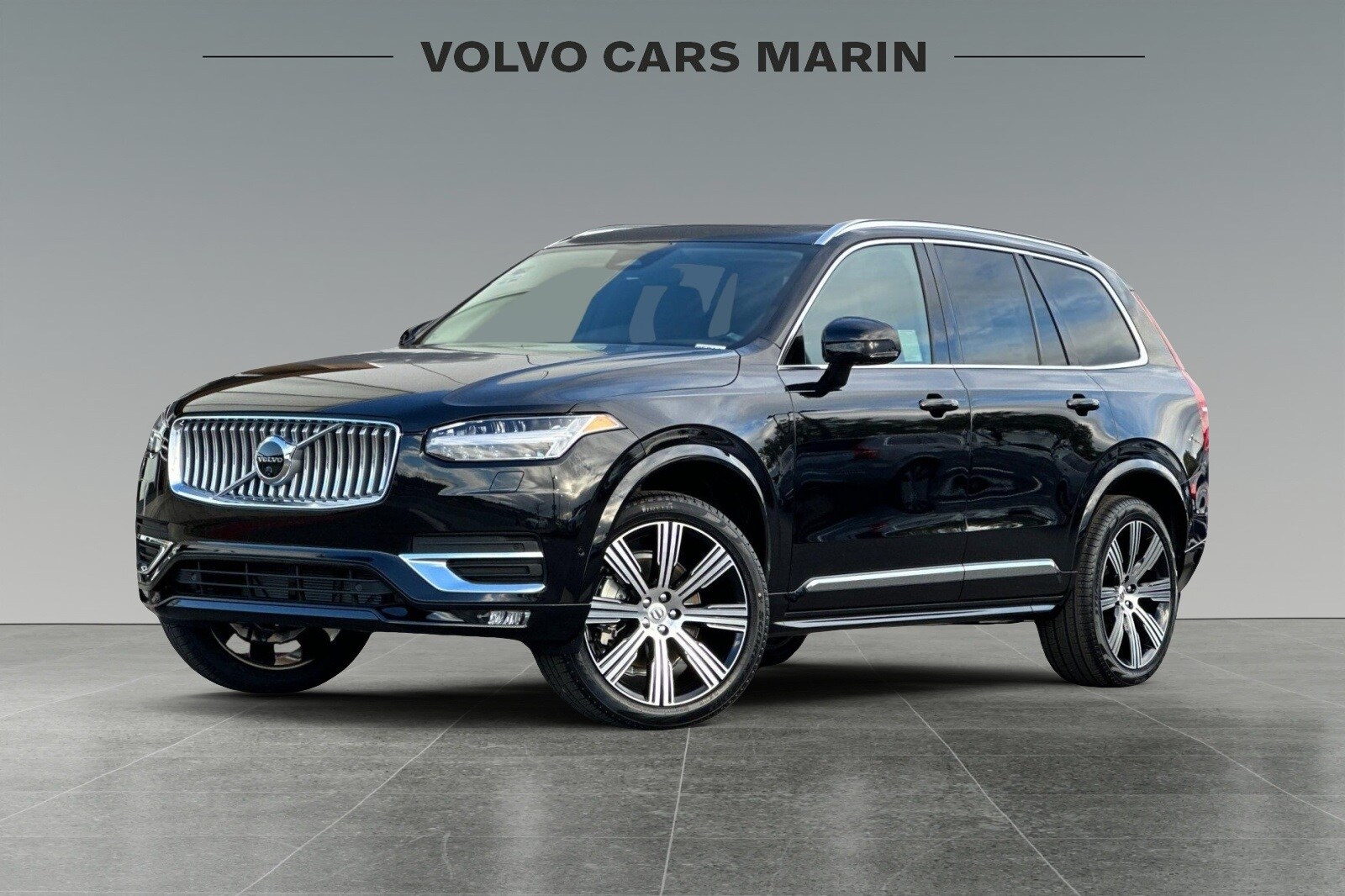 2025 Volvo XC90 Plus's photo