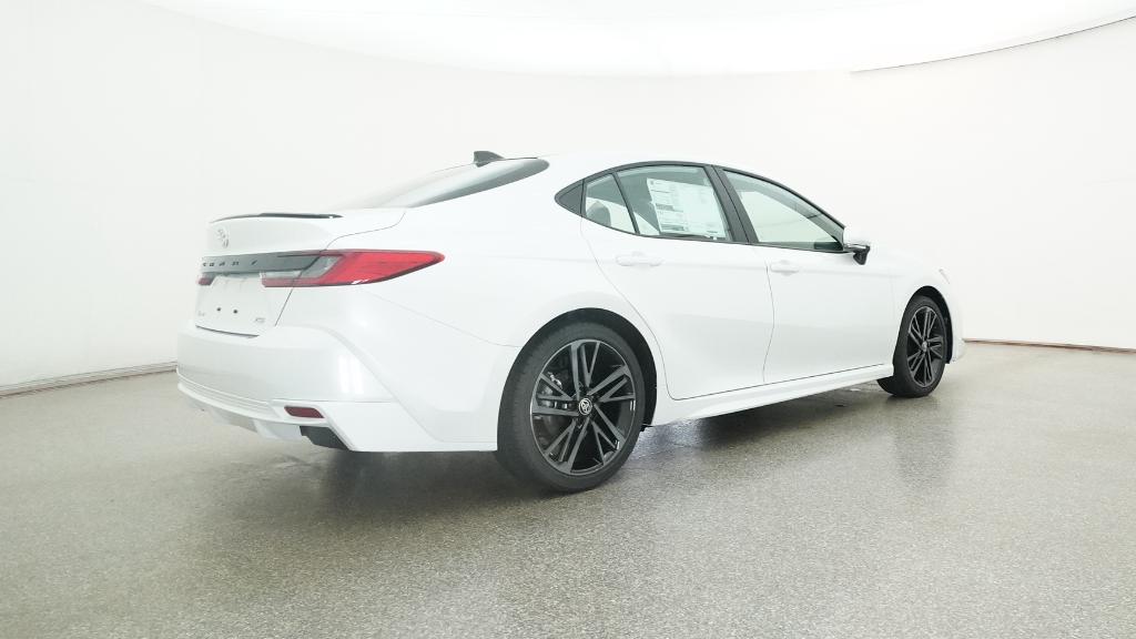 2025 Toyota Camry XSE photo 6
