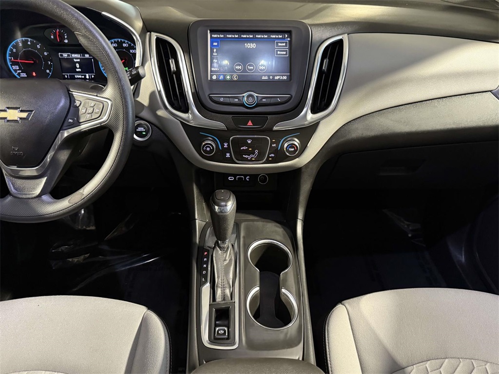 2020 Chevrolet Equinox LS photo 15