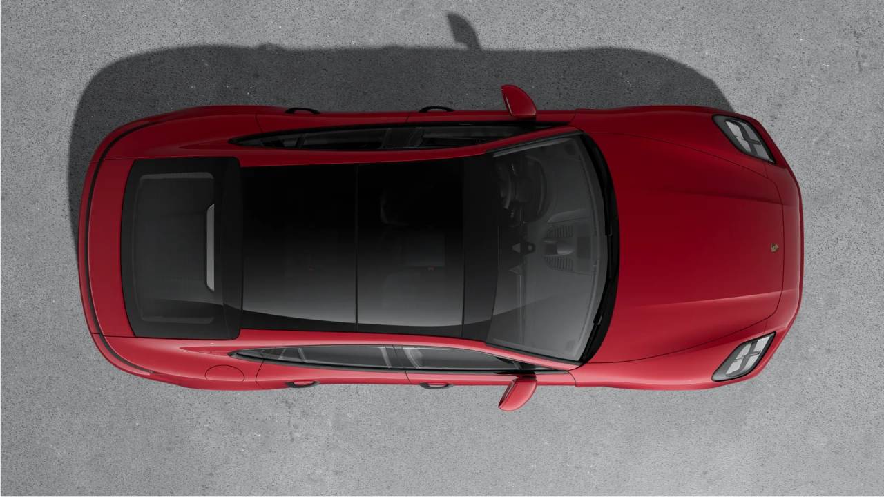 2026 Porsche Panamera 4 photo 4