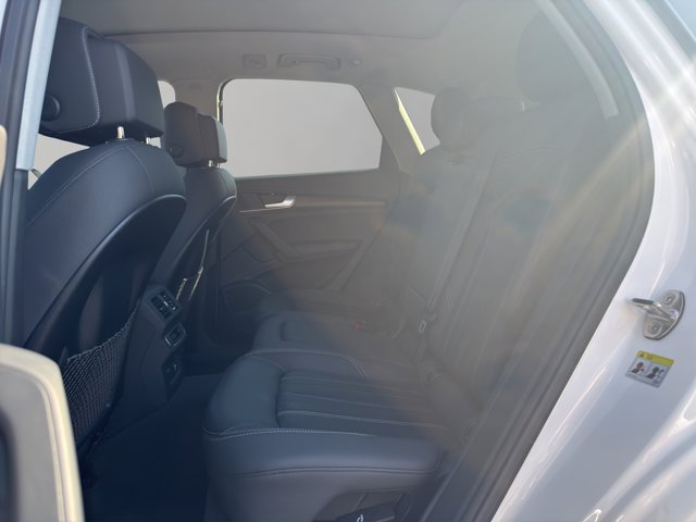 2023 Audi Q5 Premium Plus photo 11