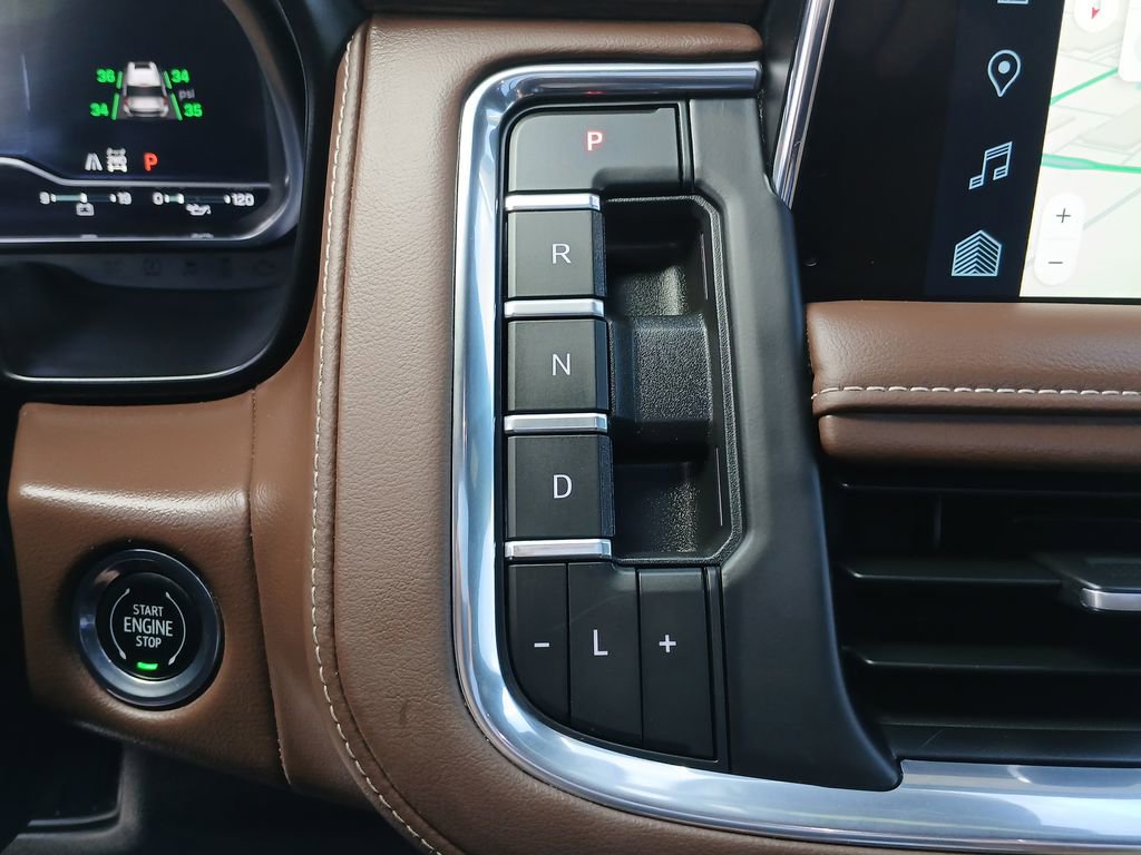 2023 Chevrolet Tahoe High Country photo 16