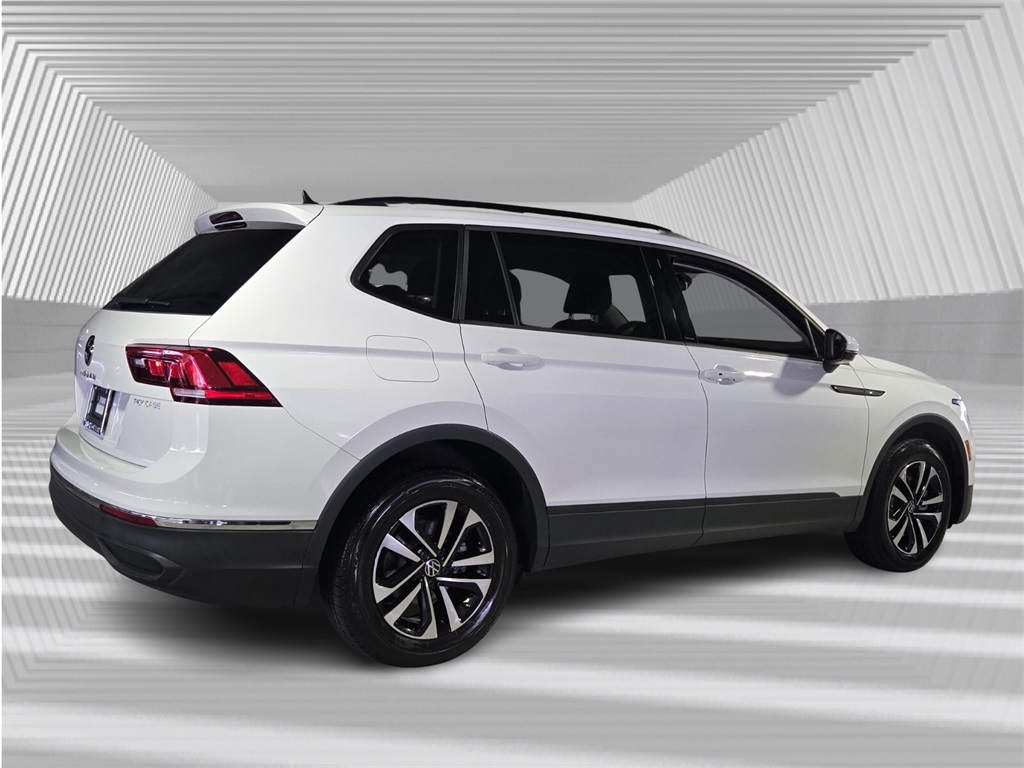 2023 Volkswagen Tiguan S photo 5