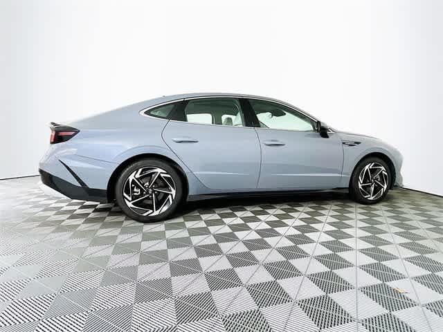 2024 Hyundai Sonata SEL Convenience photo 8