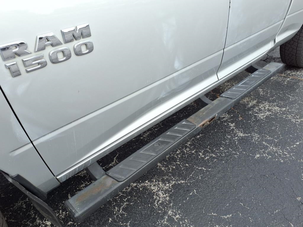 2017 Ram 1500 Express photo 6