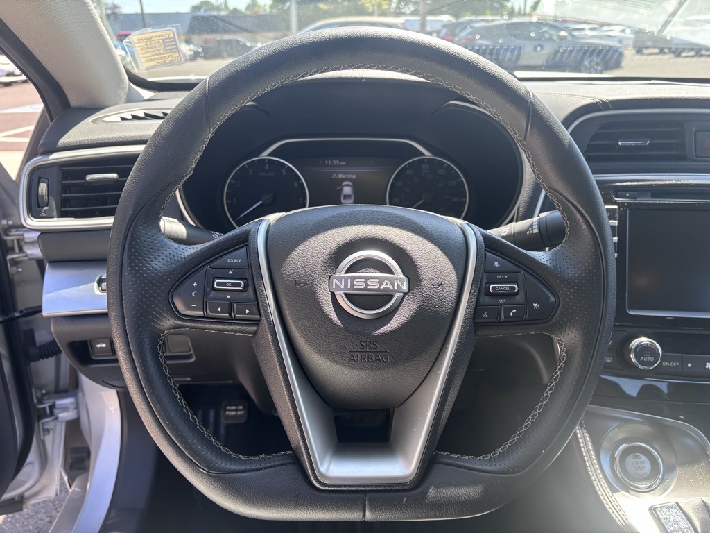 2023 Nissan Maxima SV photo 18