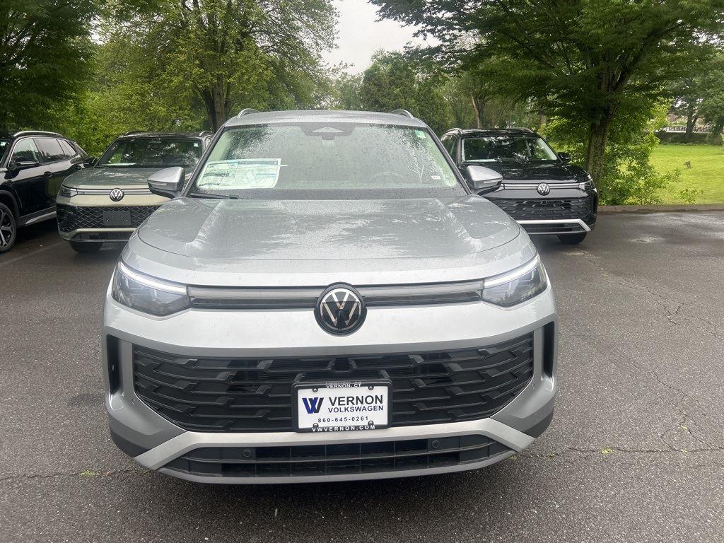 2025 Volkswagen Tiguan S photo 3