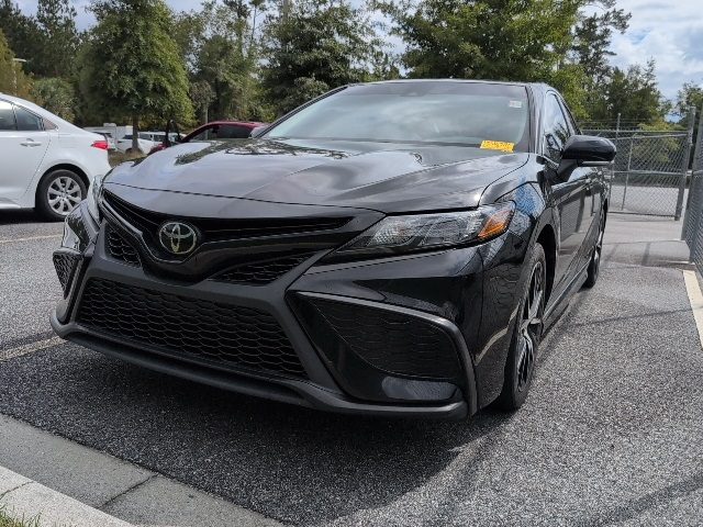 2023 Toyota Camry SE photo 4