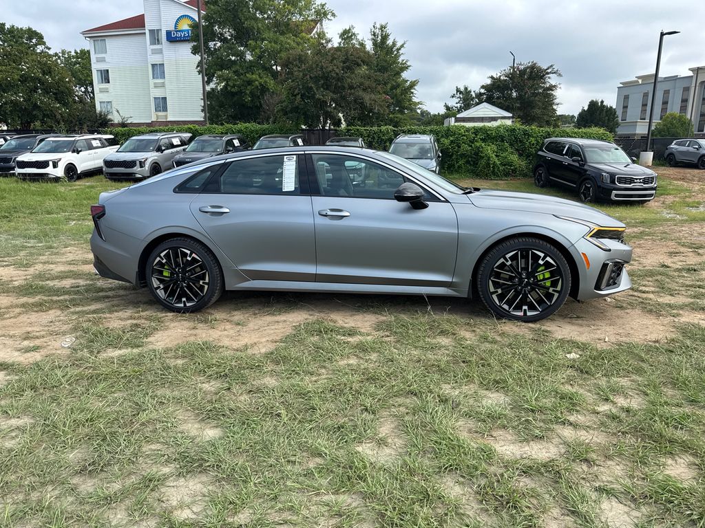 2026 Kia K5 GT photo 2