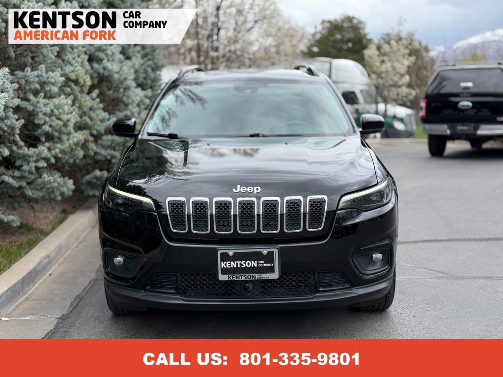 2022 Jeep Cherokee Latitude Lux photo 2