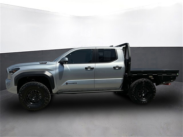 Used 2025 Toyota Tacoma Trailhunter with VIN 3TYLC5LNXST017823 for sale in Kansas City