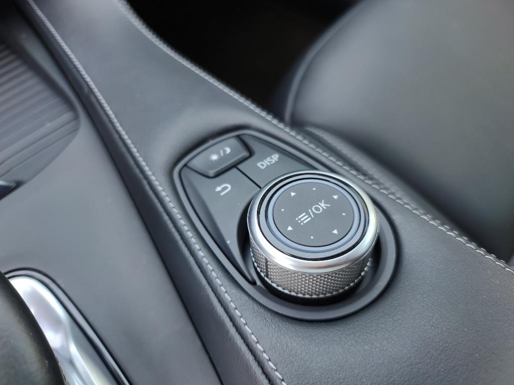 2021 Infiniti QX50 Luxe photo 7