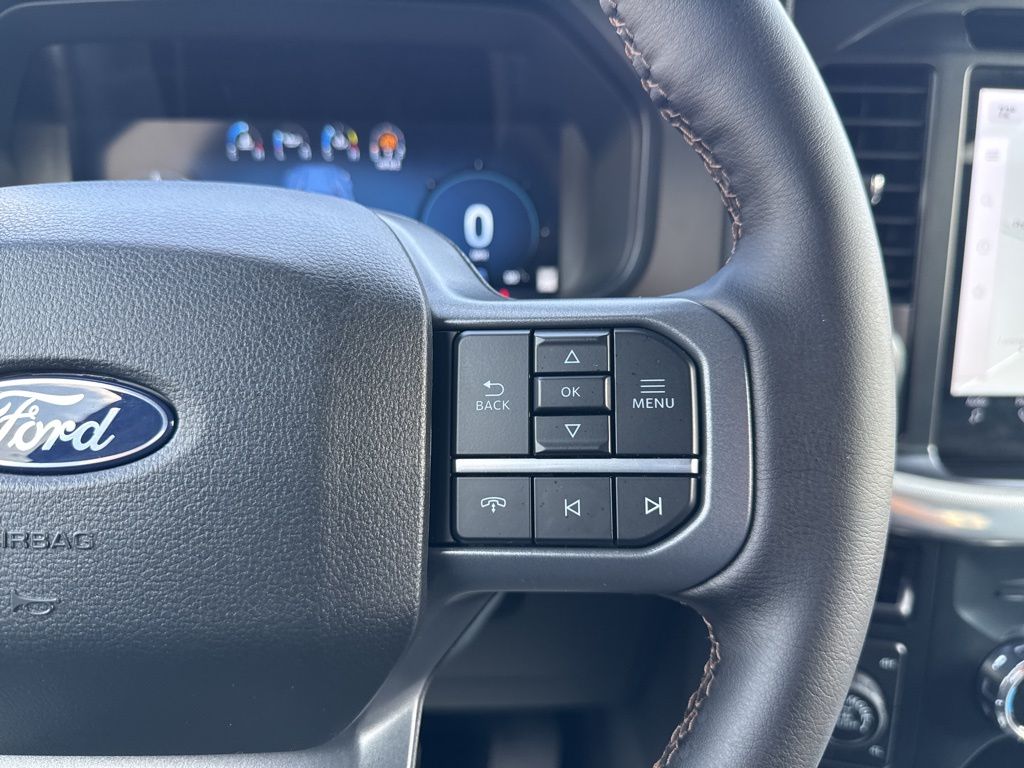 2025 Ford F-150 Lariat photo 28