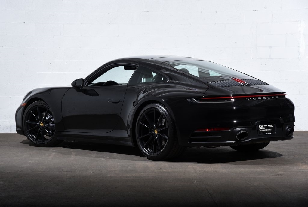 2024 Porsche 911 T 4 photo 3