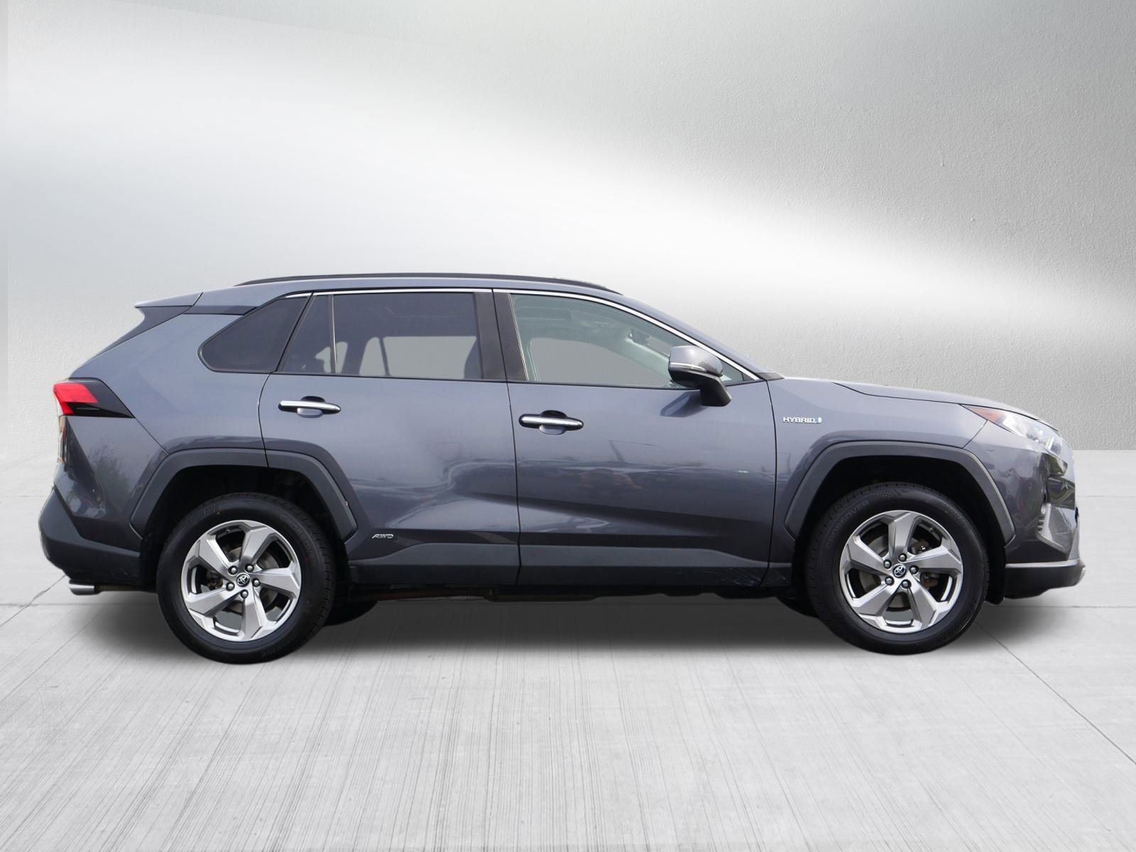 2019 Toyota RAV4 Hybrid Limited photo 5