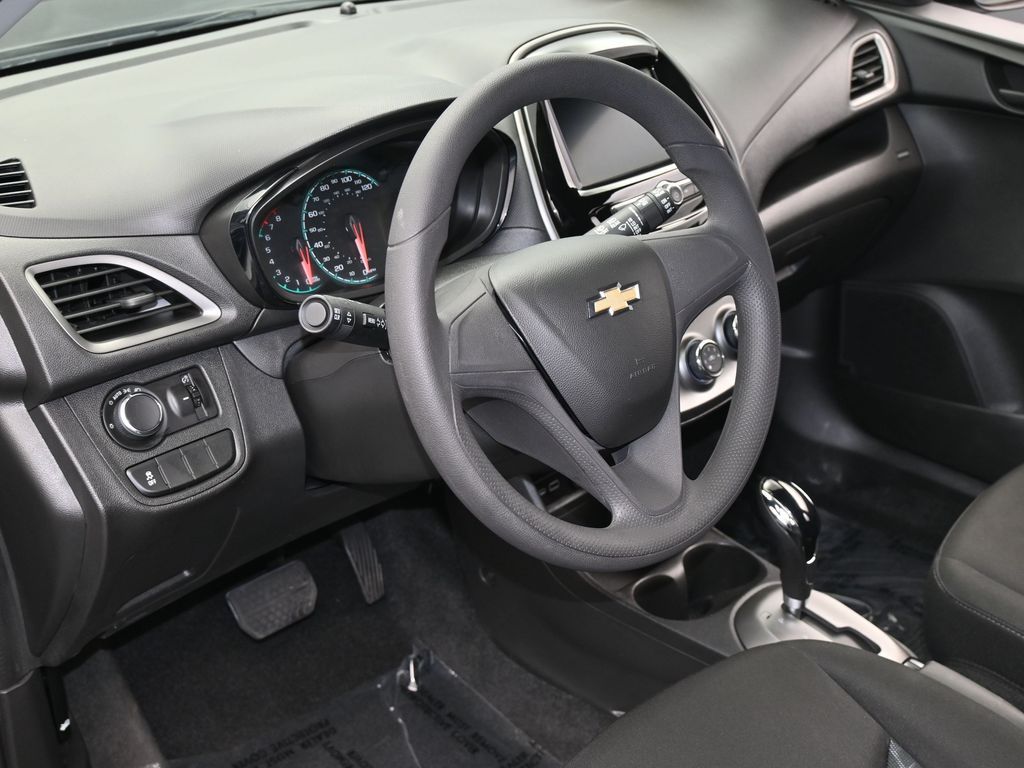 2022 Chevrolet Spark LS photo 10