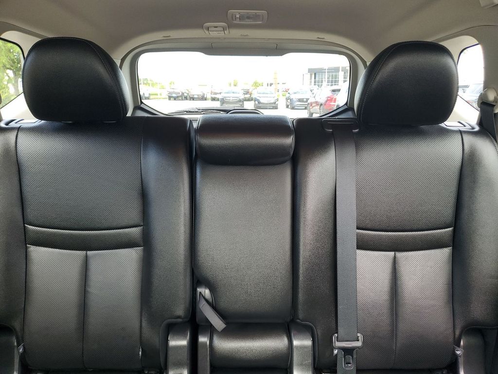 2019 Nissan Rogue SL photo 5