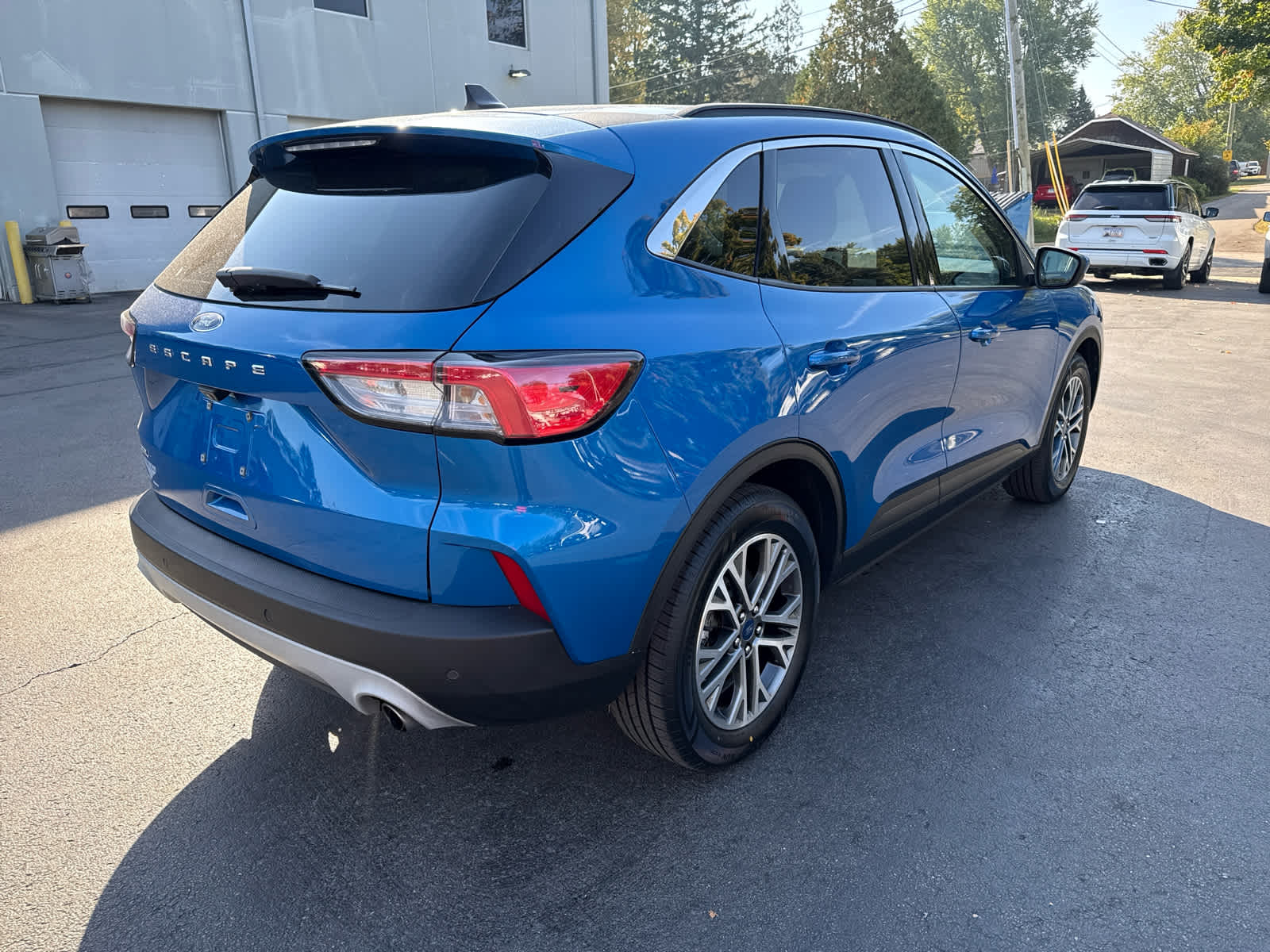 2021 Ford Escape SEL photo 3